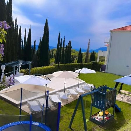 Villa Sandra Gruda Exterior photo