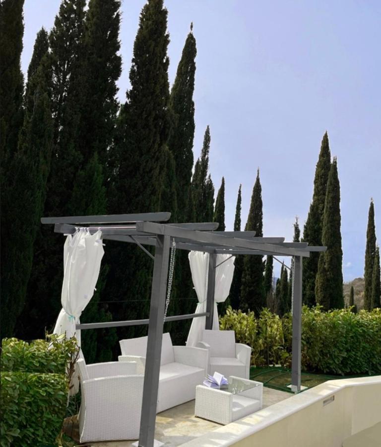 Villa Sandra Gruda Exterior photo